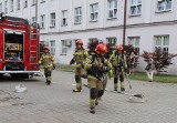 Ćwiczenia straży pożarnej na radomskim dworcu kolejowym. Była ewakuacja. Zobacz zdjęcia