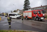 Wypadek busa w Sławnie. Jedna osoba w szpitalu [ZDJĘCIA]