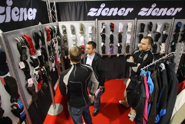 Na wystawie Kielce ZIMA - SPORT w halach Targów Kielce firmy prezentują najnowsze propozycje sprzętu i mody sportowej.