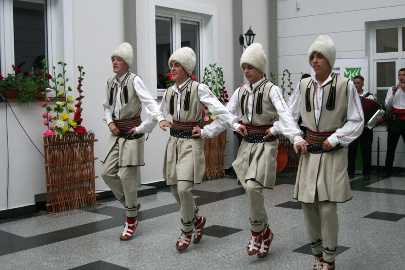 Serbski zespół Nova Varos w Ostrołęce