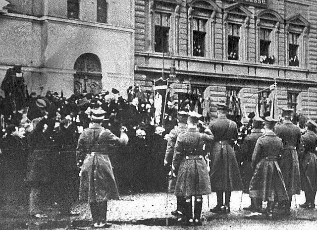 Uroczystości z okazji powrotu Bydgoszczy do Polski odbyły się 20 stycznia 1920 roku na Starym Rynku.