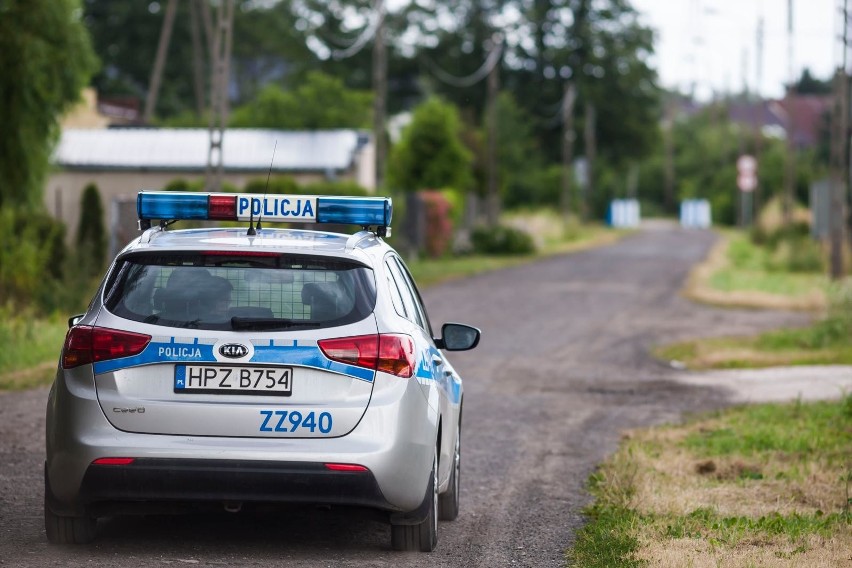 Poszukiwania chłopca koło Tomaszowa. Zaginiony 5-latek odnalazł się cały i zdrowy... na przydomowym podwórku