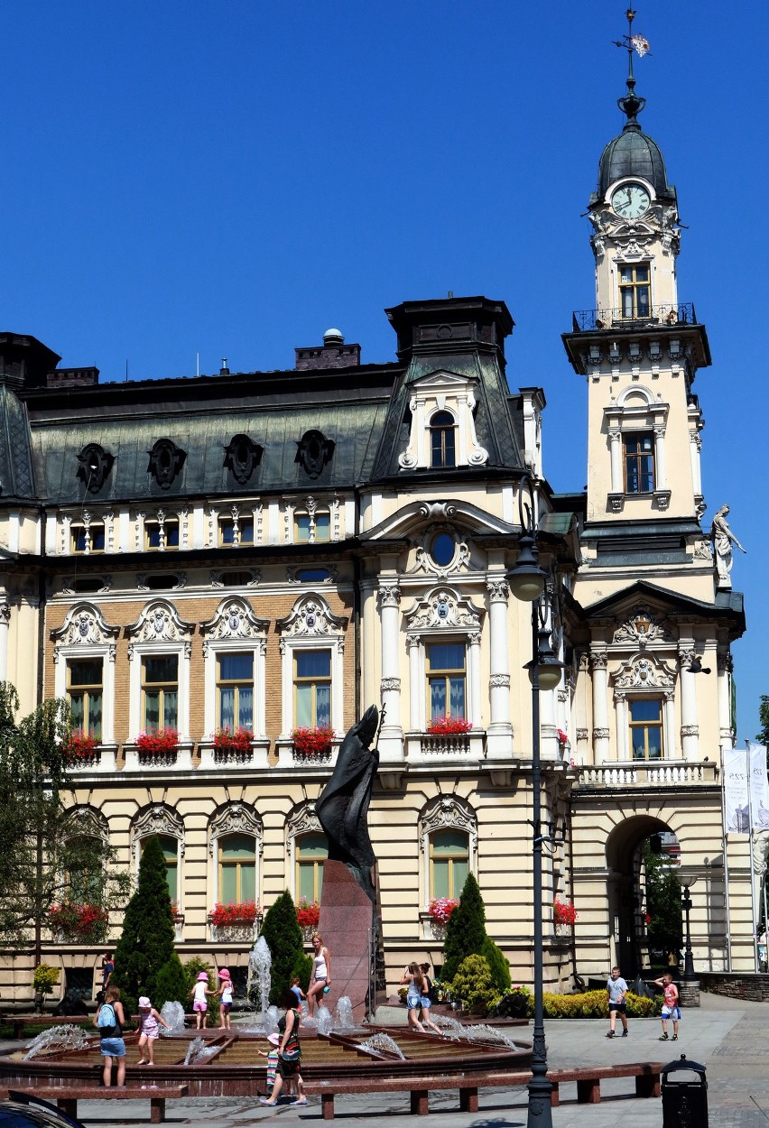 Nowy Sącz. Żar lał się z nieba [ZDJĘCIA, WIDEO]