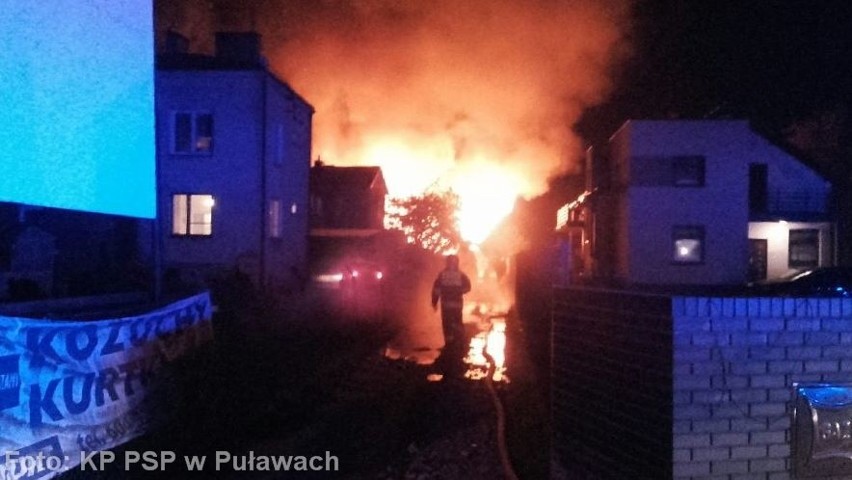 Tragiczny pożar w Kurowie. Zginęło małżeństwo, cztery osoby straciły dach nad głową