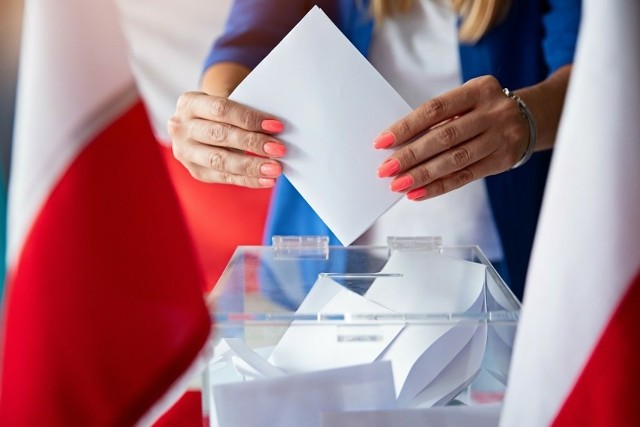 Wybory samorządowe odbędą się 7 kwietnia.  Dwa tygodnie później przeprowadzona zostanie druga tura wyborów wójtów, burmistrzów i prezydentów.