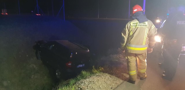 W poniedziałek, tuż przed godz. 22, podlascy strażacy otrzymali zgłoszenie o wypadku na obwodnicy Szczuczyna