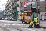 Wykolejenie tramwaju na Głogowskiej w Poznaniu. Nie kursują tramwaje, uruchomiono komunikację zastępczą