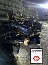 Wypadek na autostradzie A1! Kierowca BMW stracił panowanie nad pojazdem i uderzył w barierki energochłonne. Ruch odbywa się jednym pasem