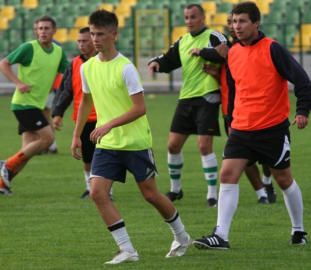 Piłkarze beniaminka trzeciej ligi Siarki Tarnobrzeg rozpoczęli dziś przygotowania do nowego sezonu.