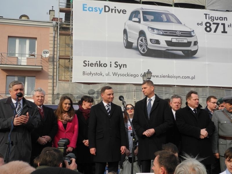 O godzinie 14:30 Andrzej Duda spotkał się z mieszkańcami...