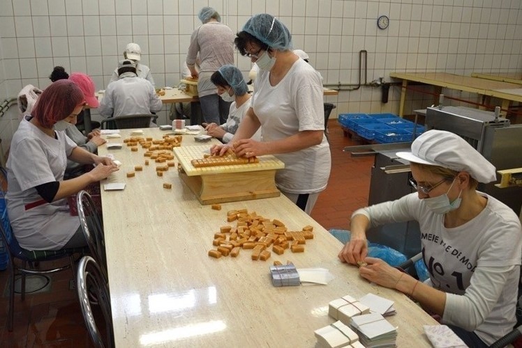 Mleczarnia w Stalowej Woli miała kłopoty i została sprzedana. A co z załogą i smacznymi produktami?