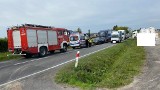 Wypadek pod Grudziądzem. Zderzyły się dwie osobówki, w których podróżowali Litwini i samochód ciężarowy. Trzy osoby w szpitalu