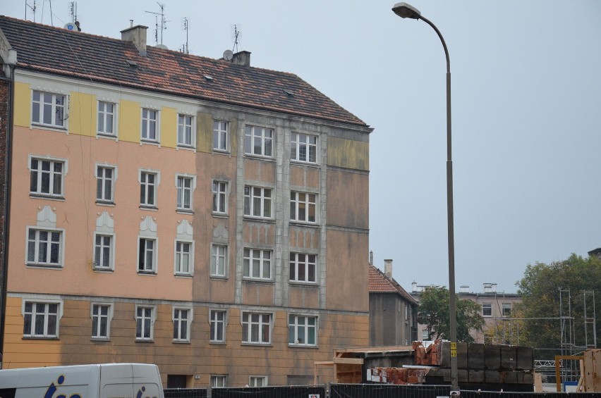 Spielberg we Wrocławiu. Na Kurkowej budują nową kamienicę (ZDJĘCIA)