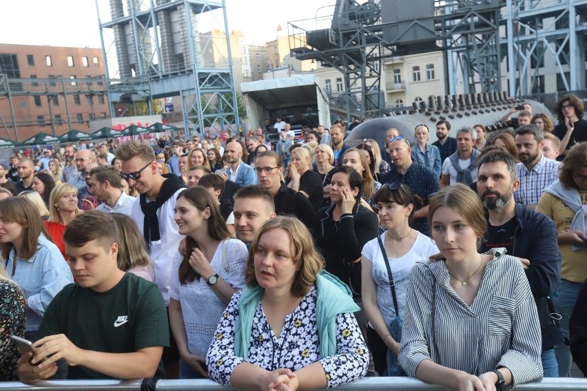 Artur Rojek na sobotnim koncercie w EC-1 w Łodzi. Zobacz ZDJĘCIA