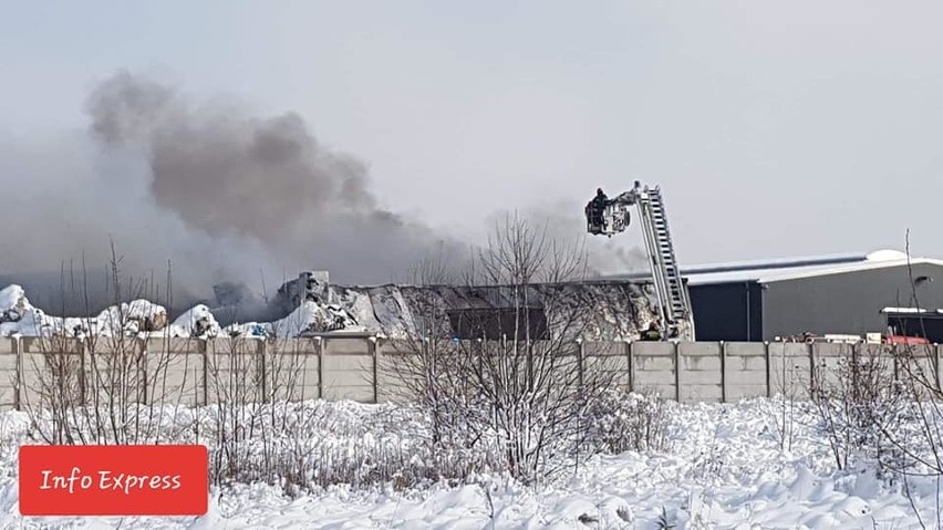 Pożar hali firmy Makpol 5.02.2019