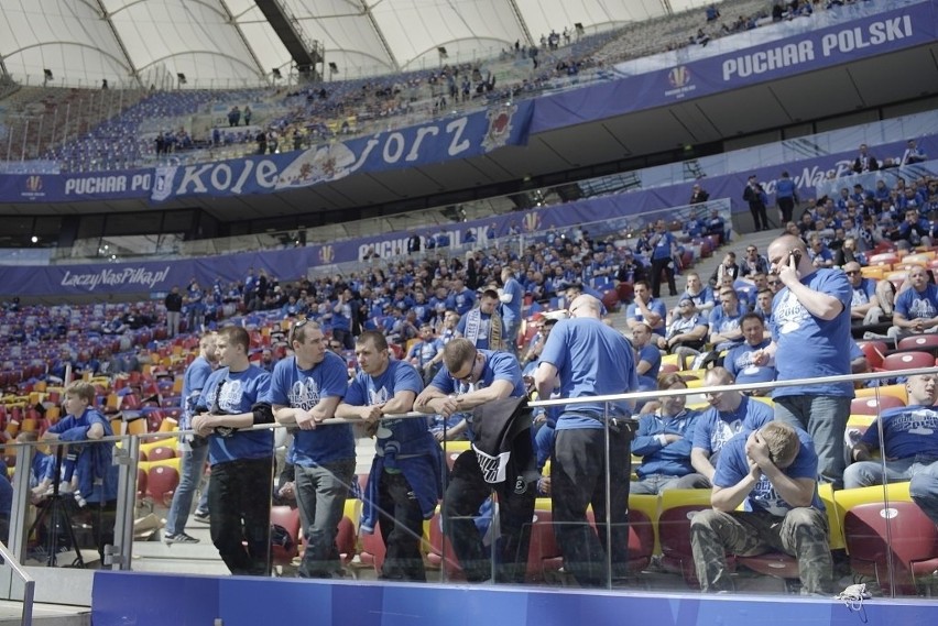 Puchar Polski 2015: Kibice Lecha Poznań już na Stadionie...