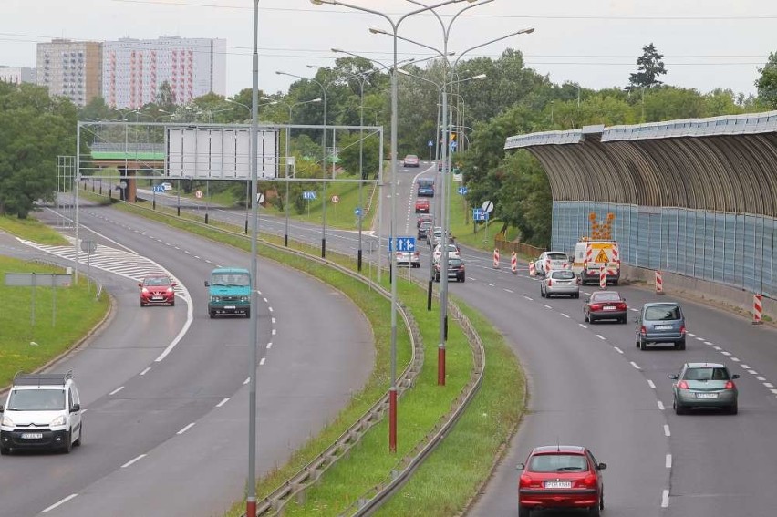 Duże ograniczenie prędkości na Niestachowskiej