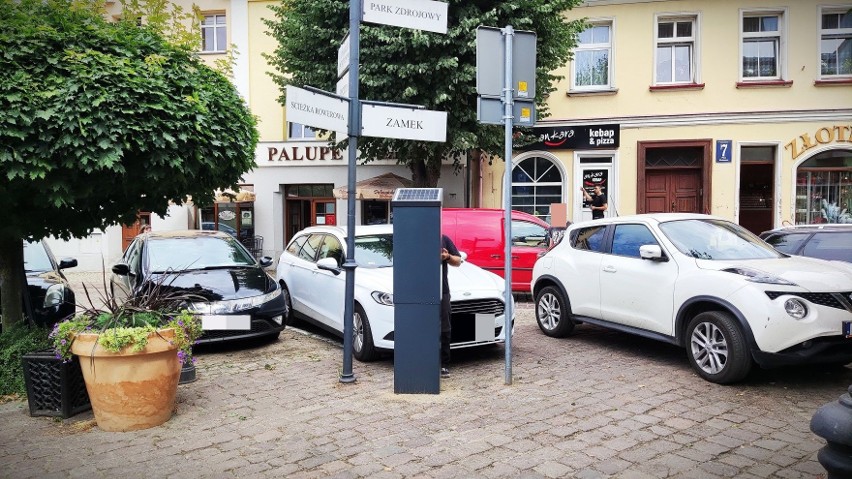 Kara za nieuiszczenie opłaty parkingowej wynosi 100 zł....