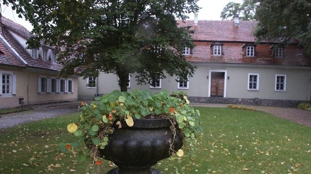 Pracownicy muzeum zapraszają na jutrzejsza sesję historyczną.