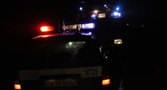 Wypadek na dk 8. Kierowca tira w szpitalu