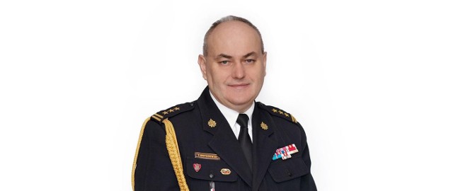 Na kolejnych slajdach oświadczenie majątkowe starszego brygadiera Tomasza Krzyczkowskiego, komendanta powiatowego Państwowej Straży Pożarnej w Lipsku >>>