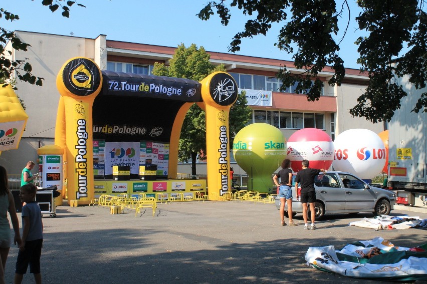 Tour de Pologne 2015 w Zawierciu: Rośnie miasteczko startowe ZDJĘCIA