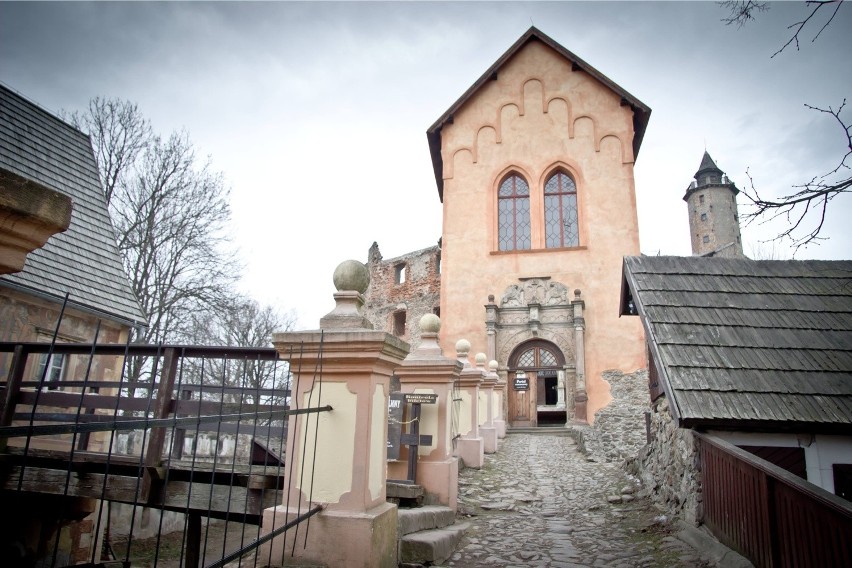 Zamek Grodno w Zagórzu Śląskim pod Wałbrzychem