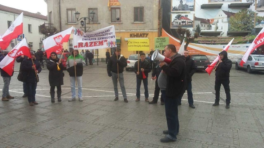 Pikieta pracowników  spółki Wodociągi i Kanalizacja w...