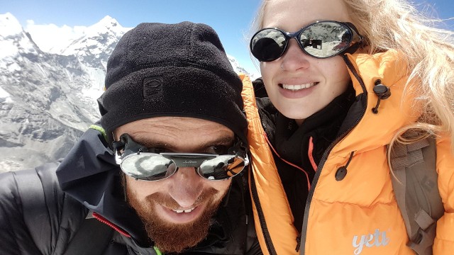 W ubiegłym roku Szczepan i Sylwia zdobyli Denali - najwyższy szczyt na Alasce.  Solidnie przygotowani mają nadzieję, że  13 maja wejdą także na najwyższy szczyt Ziemi, czyli Mount Everest