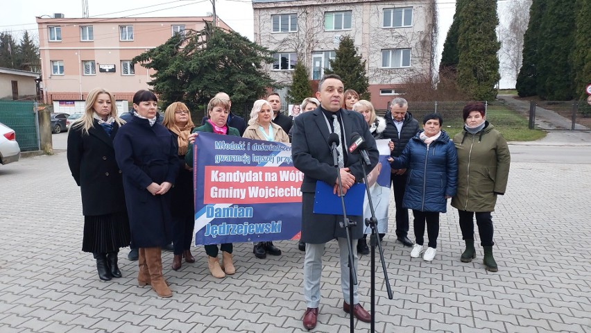 Wybory 2024. Damian Jędrzejewski, kandydat na wójta Wojciechowic oficjalnie rozpoczął kampanię wyborczą. Przedstawił kandydatów na radnych