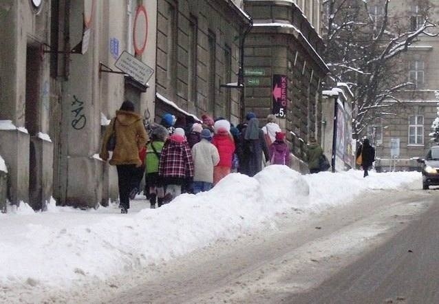 Pierwszy dzień wiosny: Jaki będzie? "Zima trzyma, wiosna przyjdzie 10 kwietnia" - Zobacz jak wyglądał pierwszy dzień wiosny rok temu