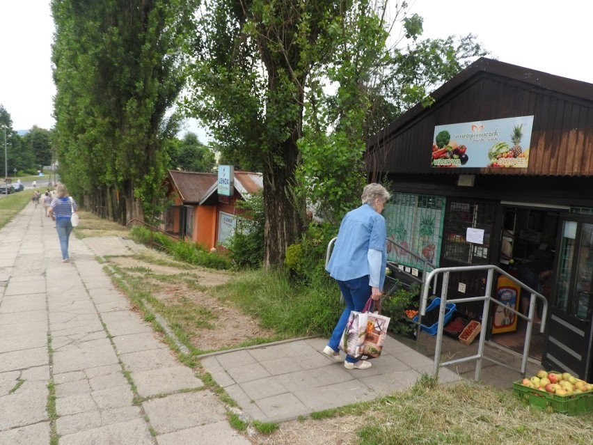 Andrychów. Kupcy muszą opuścić sklepiki na starym targowisku