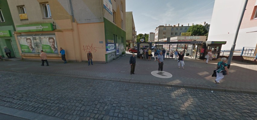 Koszalinianie na zdjęciach Google'a Street View . Co robią...