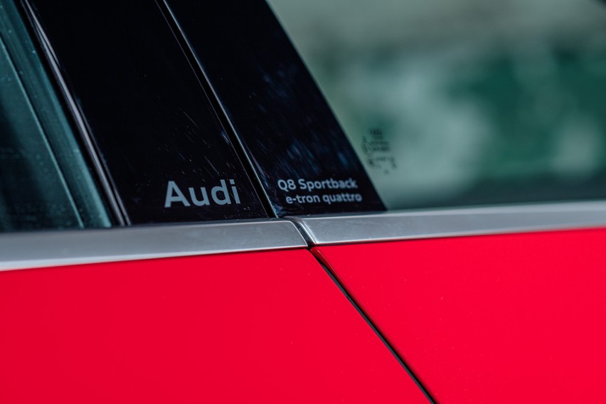 Prezentacja odświeżonego Audi Q8 e-tron była świetną okazją...