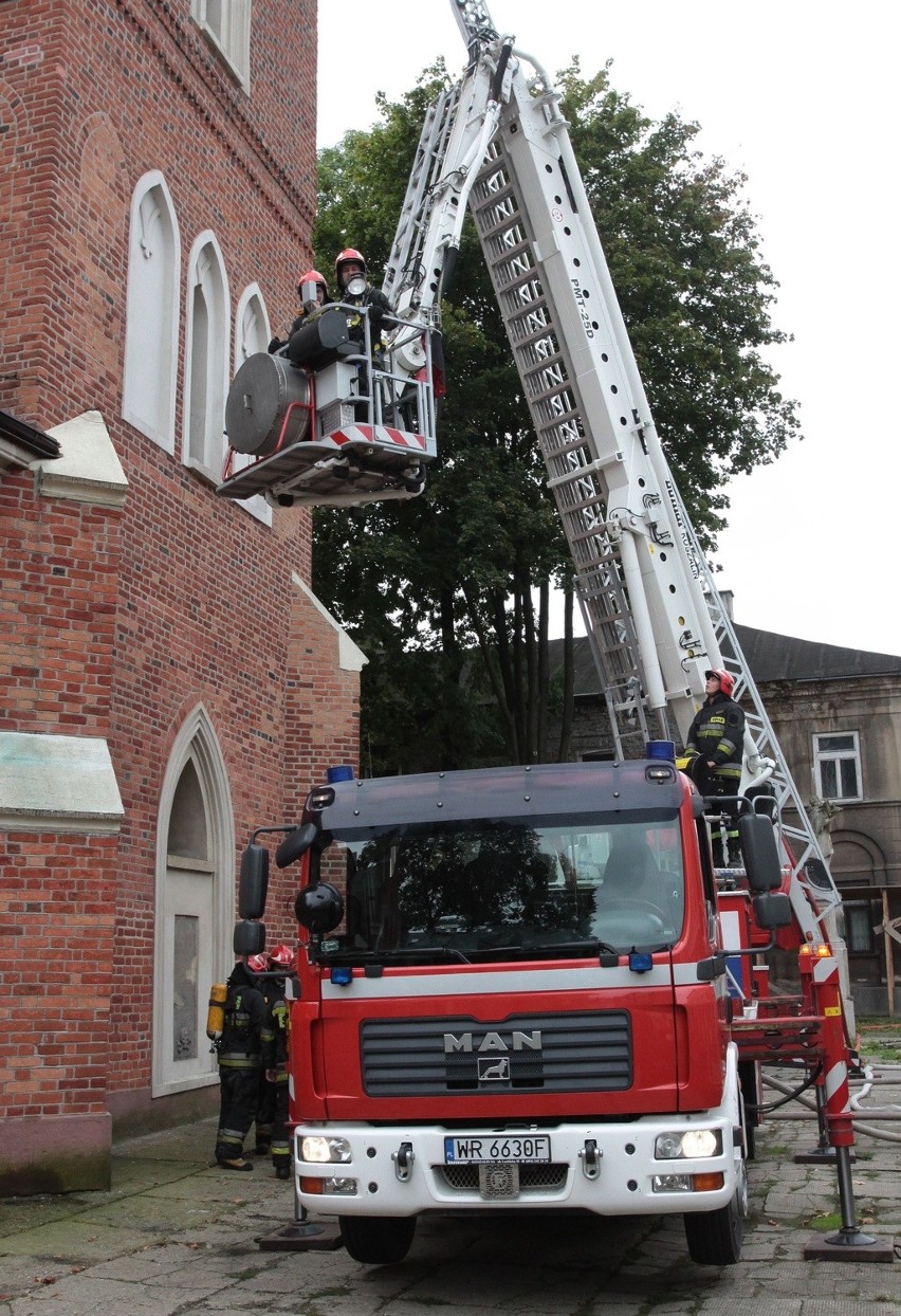 Pożar w kościele św. Jana w Radomiu-ćwiczenia stra