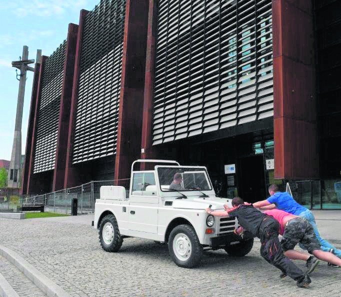 Bolońska replika już w Gdańsku. Za chwilę znajdzie się na...