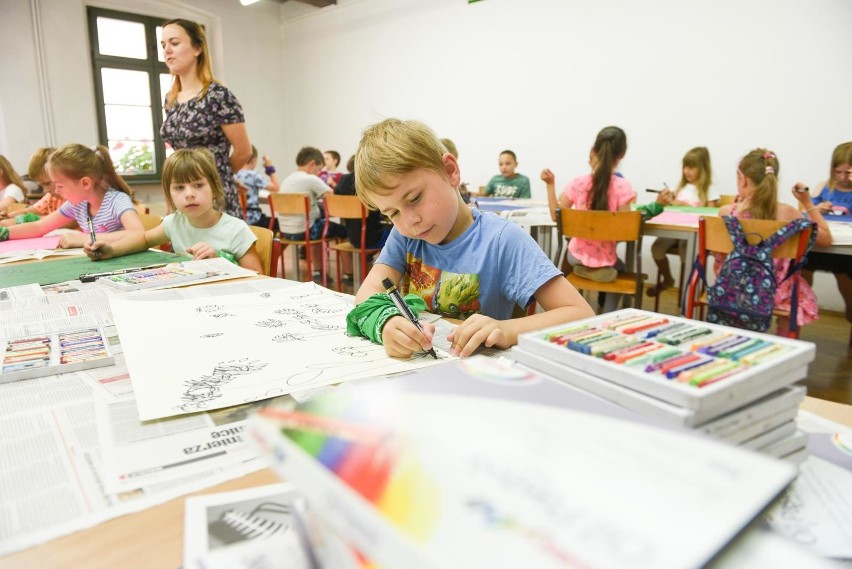 Galeria i Ośrodek Plastycznej Twórczości Dziecka w Toruniu...