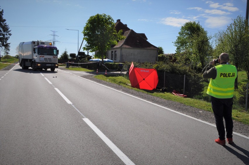 Śmiertelny wypadek motocyklisty koło Bytowa. Zginął dyrektor banku [ZDJĘCIA] - 21.05.2020