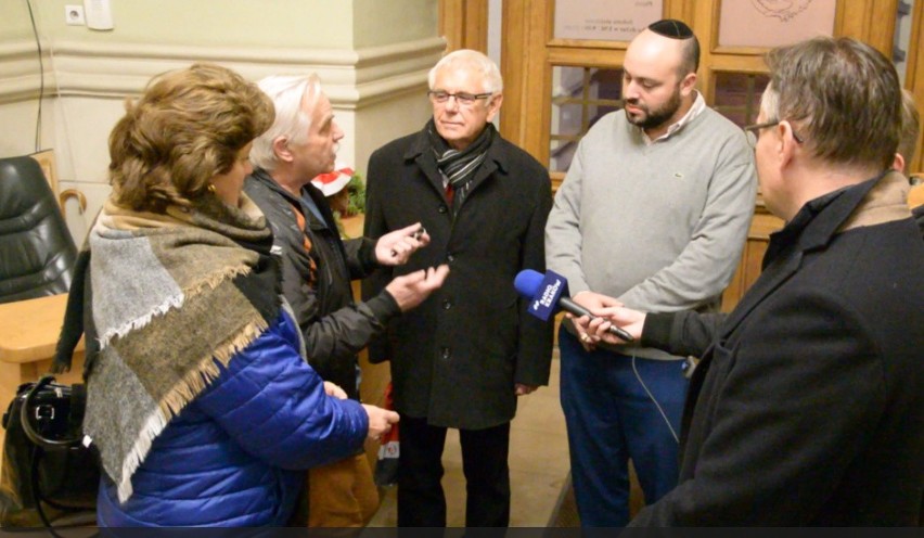 Od lewej Danuta i Jan Dobrzańscy oraz Czesław Pierzchała...