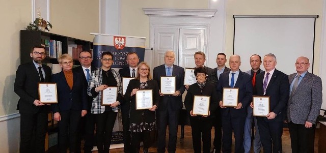 Gmina Biskupice (powiat wielicki) jest wśród laureatów 13. edycji Konkursu im. Grzegorza Stecha „Bezpieczne drogi w Małopolsce. Budujemy chodniki i ścieżki rowerowe". Nagrodę  odebrała  wójt Biskupic Renata Gawlik wraz z przewodniczącym Rady Gminy Biskupice Andrzejem Kasiną