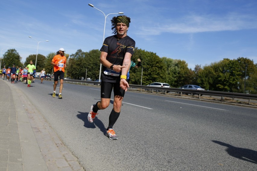 Uczestnicy Maratonu Warszawskiego 2018. Więcej zdjęć...