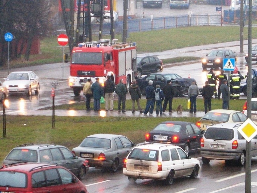 Pijany kierowca bmw wjechał w ra