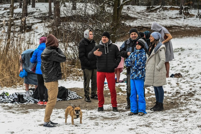 05.03.2023 bydgoszcz morsy morsowanie piecki  fot.dariusz...