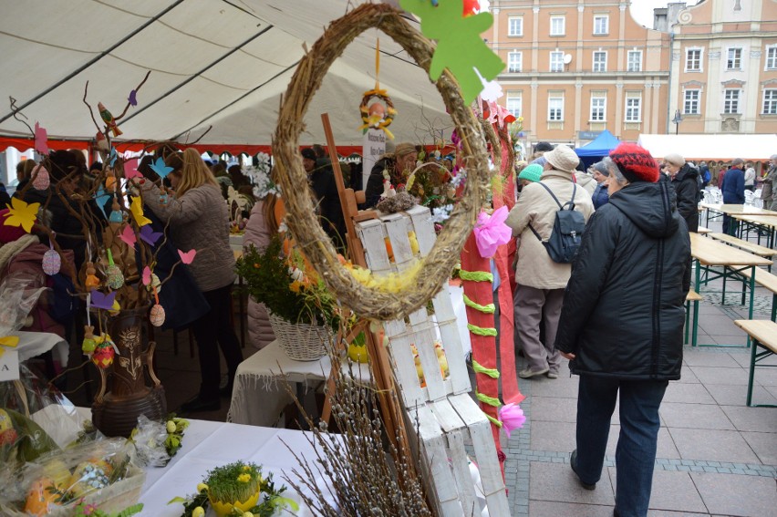 IV Opolskie Śniadanie Wielkanocne w Opolu. Na Rynek przyszły tłumy