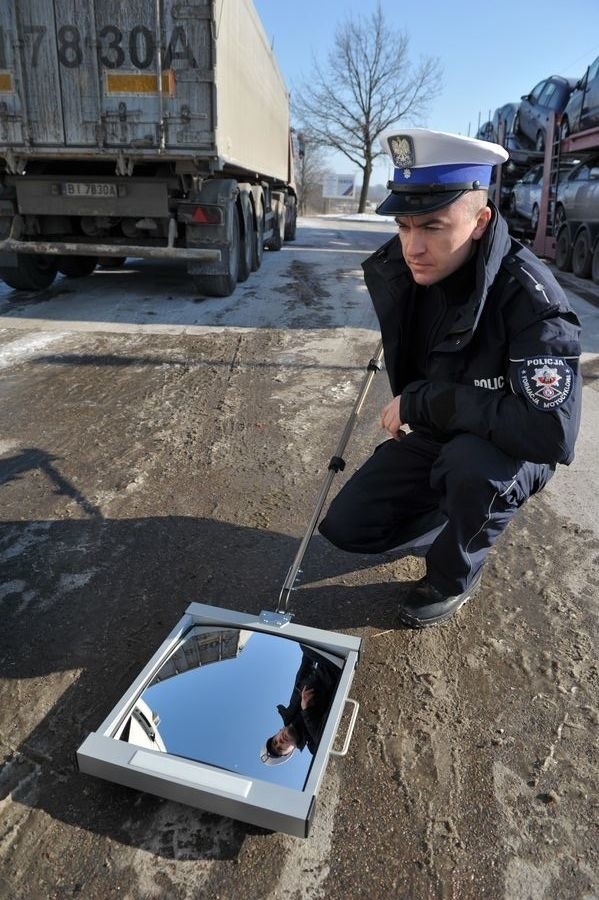 Radiowóz Ekip Techniki Drogowej i Ekologii...