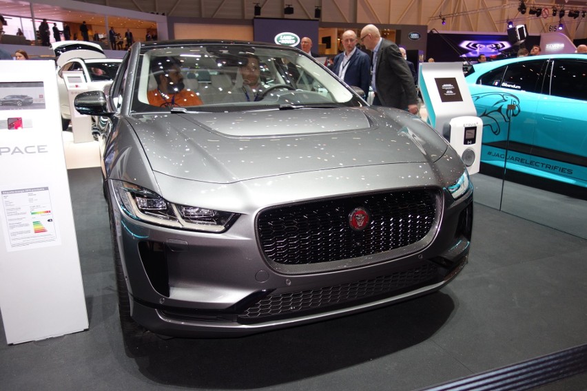 Jaguar I-Pace...