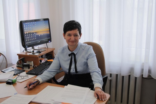 Kierownik jastrzębskiego ośrodka Anna Sadza jest zadowolona z organizacji pracy przy wypłatach świadczeń w ramach programu 500 plus.