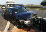 Wypadek na S8 pod Wrocławiem. Kierowca BMW nie dał rady zjechać na MOP (ZDJĘCIA)