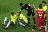 Neymar nabawił się kontuzji kostki w meczu z Serbią. Jego dalszy udział w mundialu stoi pod znakiem zapytania