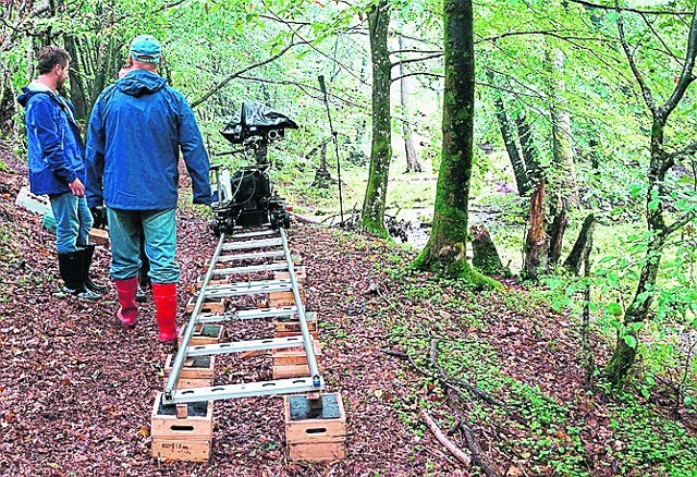 Ekipa „Stoczni Filmowców” z Koszalina na planie w lasach Nadleśnictwa Polanów 